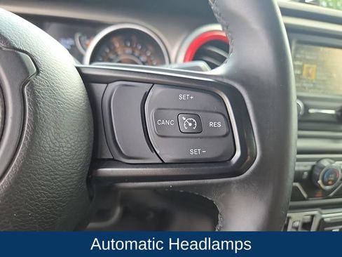 Used 2018 Jeep Wrangler Unlimited Sport S AWD/4WD image 8
