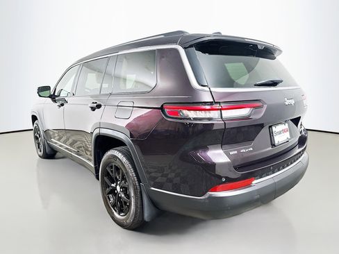 Used 2022 Jeep Grand Cherokee L Limited w/ Luxury Tech Group II image 5