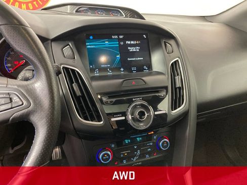 Used 2018 Ford Focus RS AWD/4WD image 2