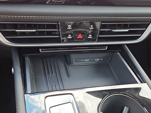 New 2026 Volkswagen Atlas Cross Sport SEL R-Line image 16