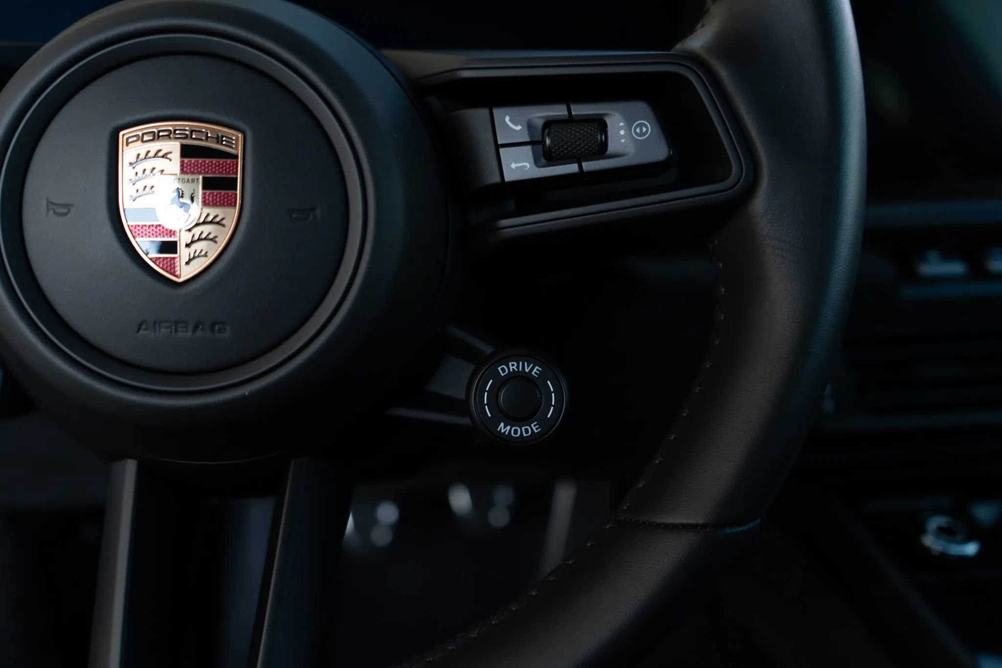 Used 2025 Porsche 911 GT3 RWD image 66