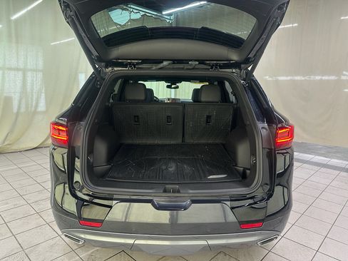 Used 2024 Chevrolet Blazer Premier w/ LPO, Floor Liner Package AWD/4WD image 8