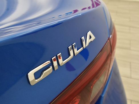 Used 2023 Alfa Romeo Giulia Veloce image 30