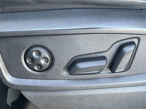 Used 2022 Audi Q5 2.0T Premium w/ Convenience Package image 32