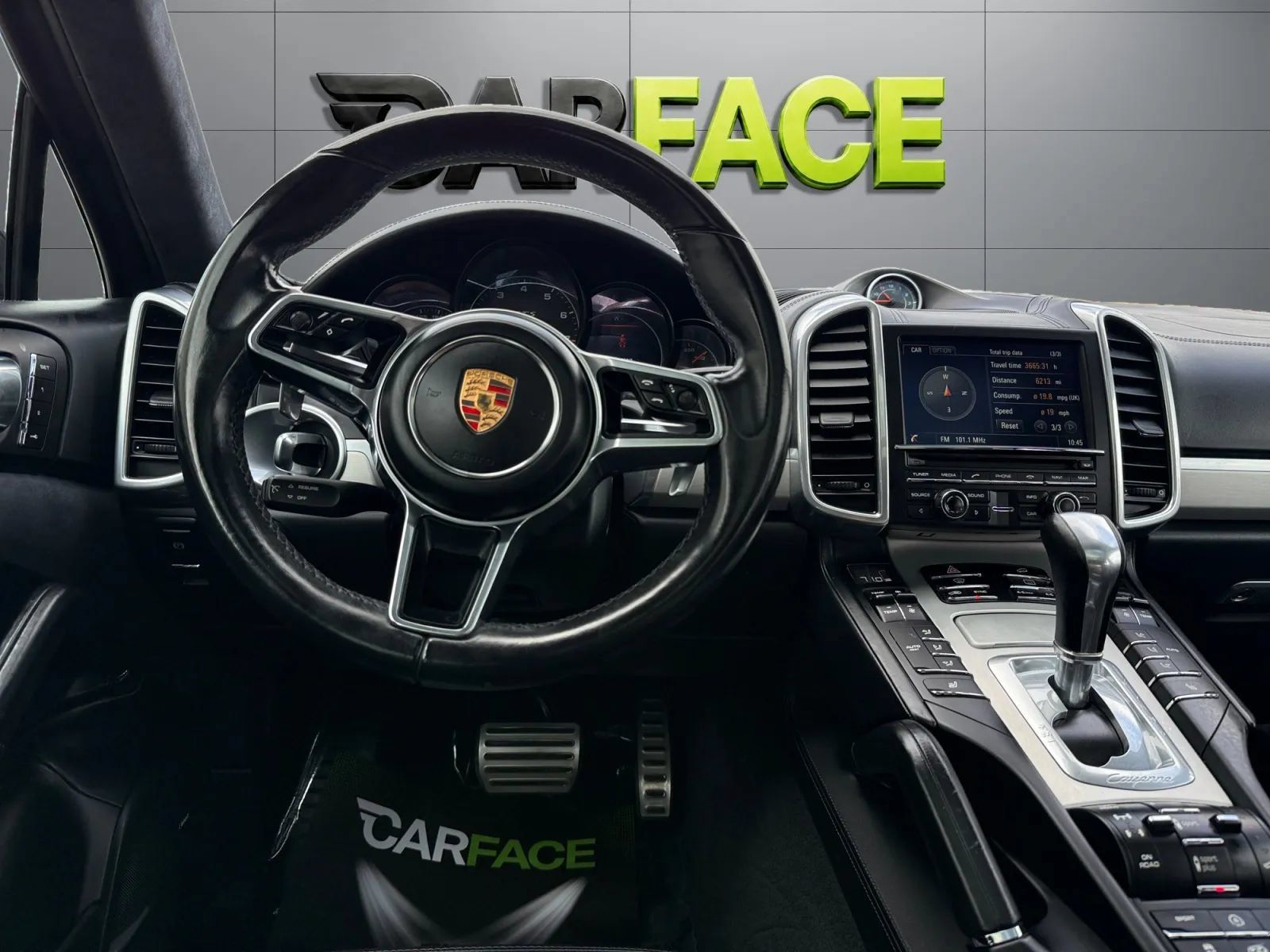Used 2016 Porsche Cayenne GTS AWD/4WD image 21