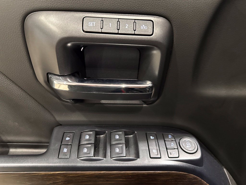 Used 2019 GMC Sierra 3500 Denali w/ Duramax Plus Package AWD/4WD image 23