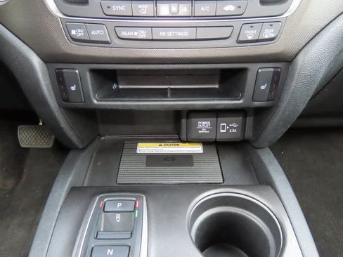 Certified 2022 Honda Passport TrailSport image 20