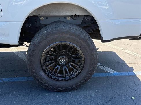 Used 2022 Ford F250 Lariat w/ Lariat Ultimate Package AWD/4WD image 9