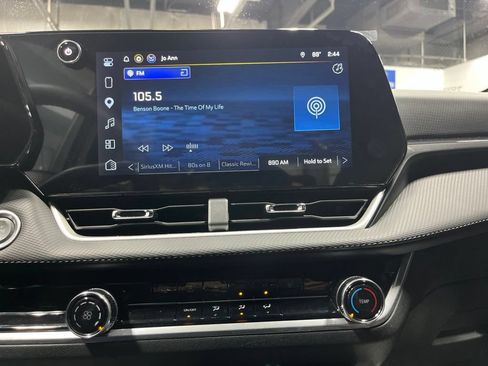 Used 2026 Chevrolet Equinox LT w/ Safety and Technology Package AWD/4WD image 25