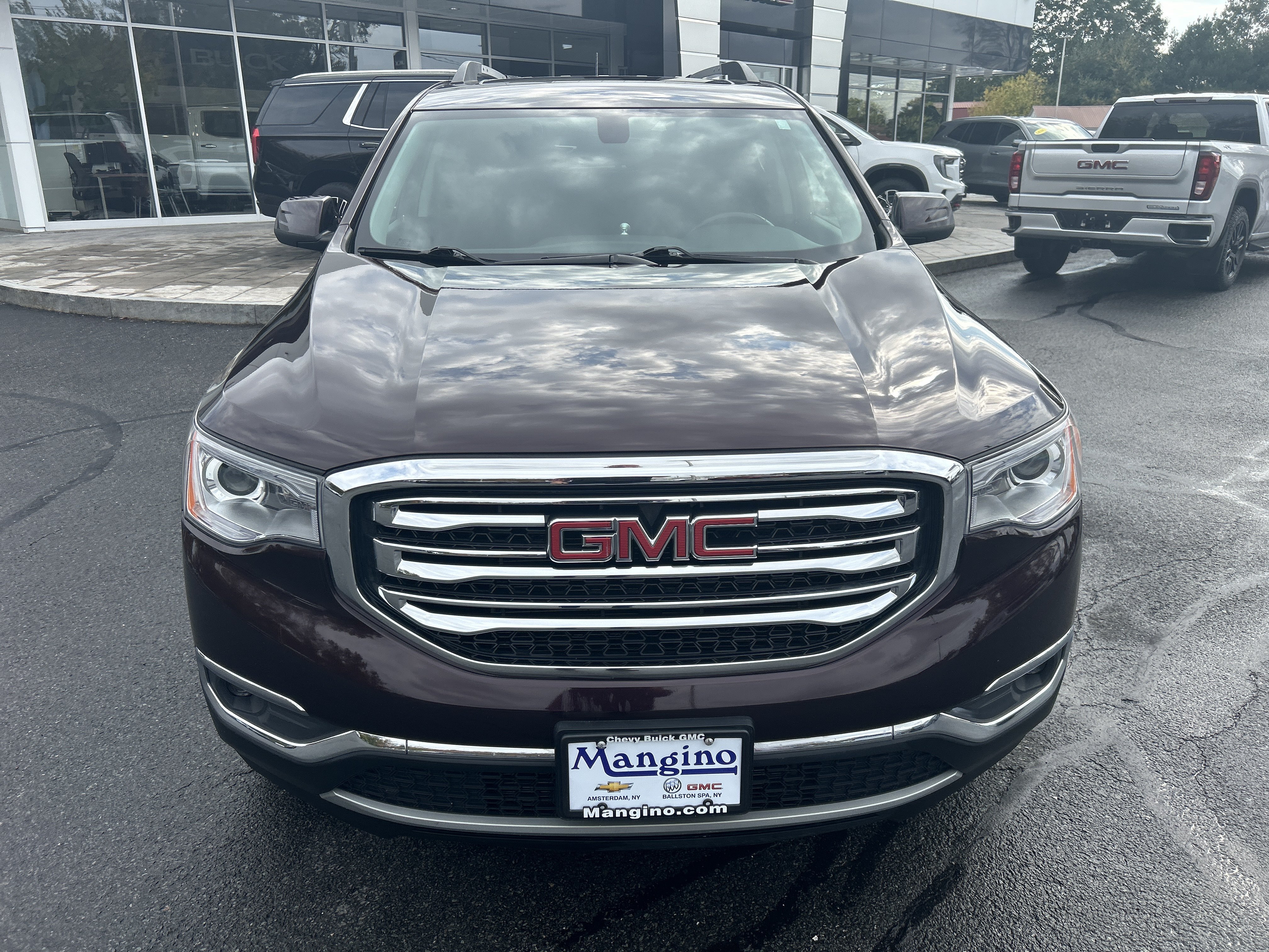 Used 2018 GMC Acadia SLE w/ Driver Alert Package I AWD/4WD image 18