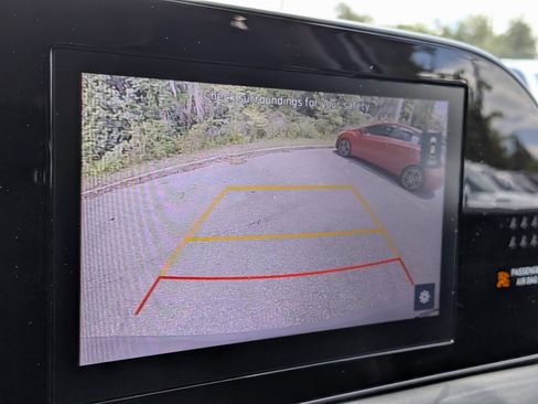 Used 2021 Hyundai Palisade SE FWD image 19