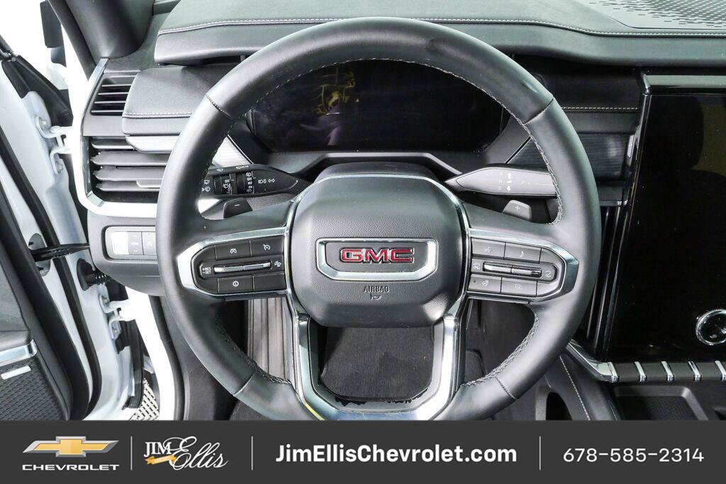 Certified 2025 GMC Acadia Elevation FWD image 10
