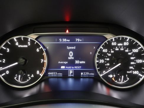 Used 2025 Nissan Altima 2.5 SV AWD/4WD image 10