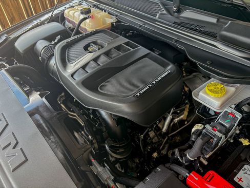 Used 2025 RAM 1500 Limited AWD/4WD image 39