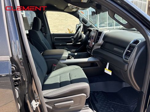 New 2026 RAM 1500 Big Horn AWD/4WD image 15