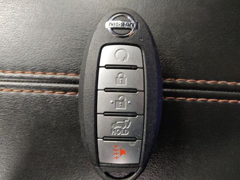 Used 2023 Nissan Sentra SR w/ Trunk Package FWD image 32