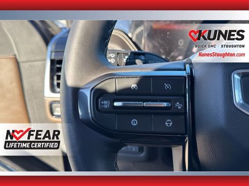 Used 2025 GMC Yukon XL Denali Ultimate image 25