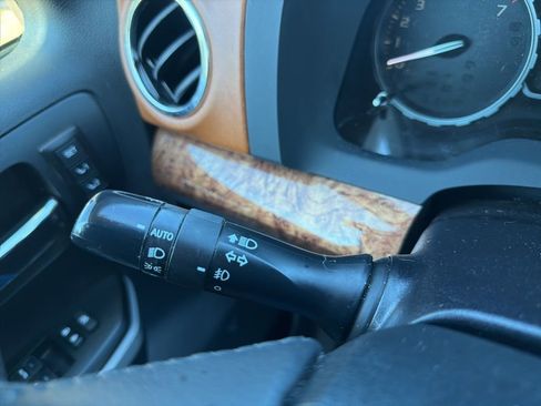 Used 2018 Toyota Tundra 1794 Edition image 23