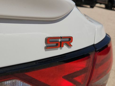 Used 2024 Nissan Sentra SR w/ SR Premium Package FWD image 9