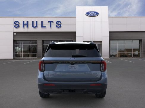 New 2026 Ford Explorer Active image 5
