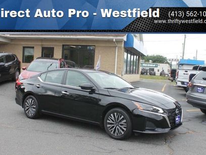 Used 2023 Nissan Altima 2.5 SV w/ SV Premium Package