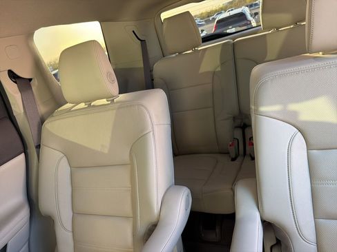 Used 2019 GMC Acadia Denali w/ Technology Package image 12