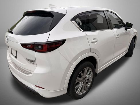 Used 2023 MAZDA CX-5 Signature AWD/4WD image 4