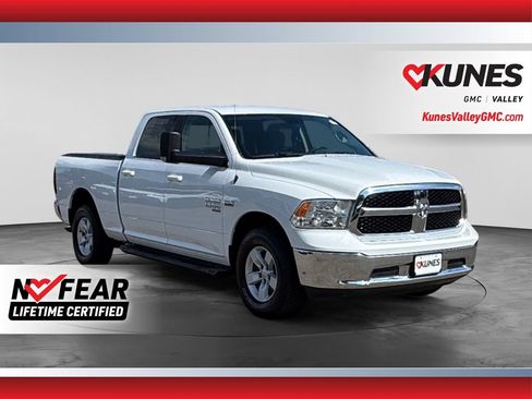Used 2019 RAM 1500 Classic SLT AWD/4WD image 1