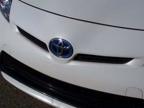 Used 2013 Toyota Prius Two image 26