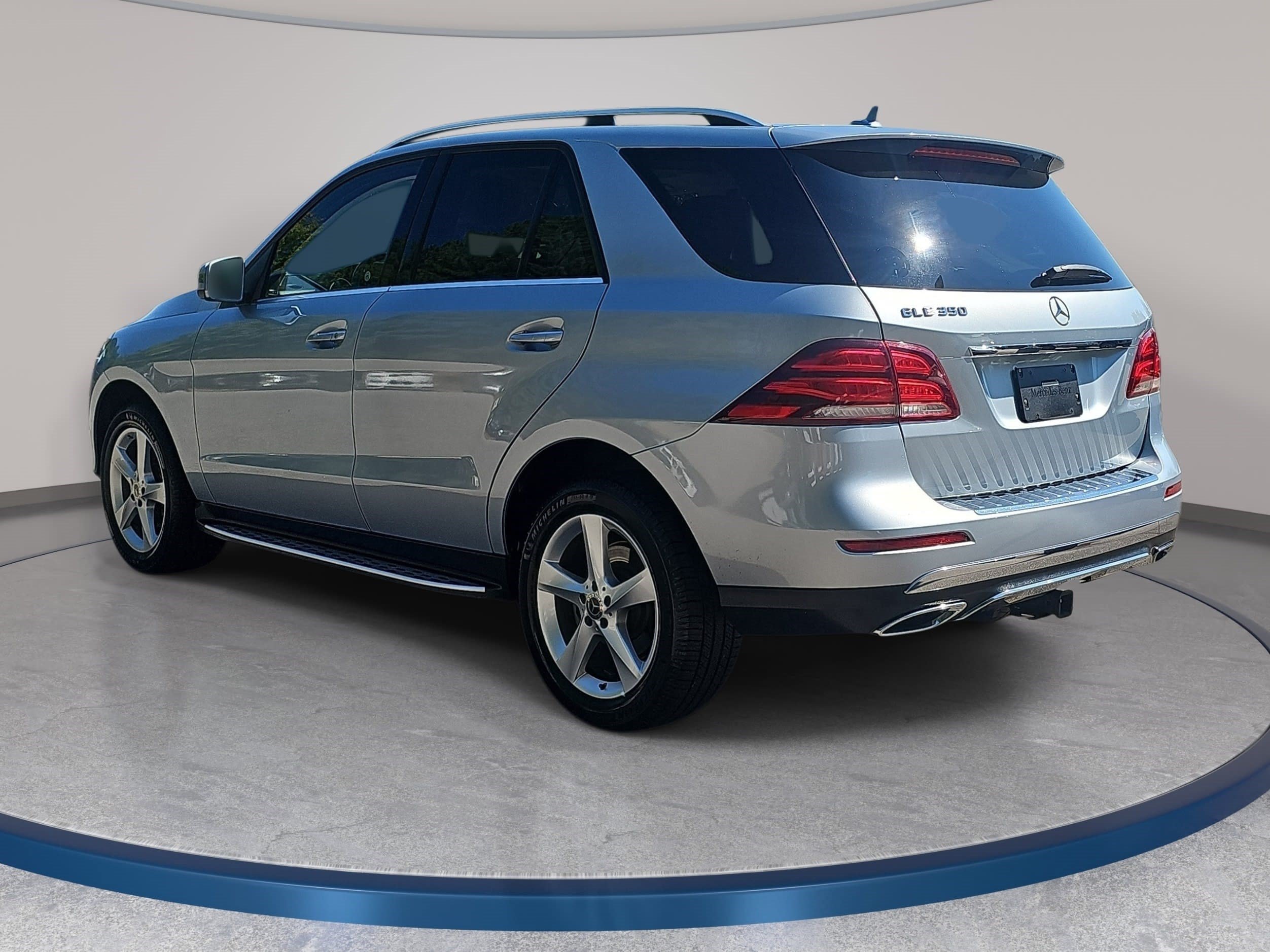 Used 2017 Mercedes-Benz GLE 350 image 7
