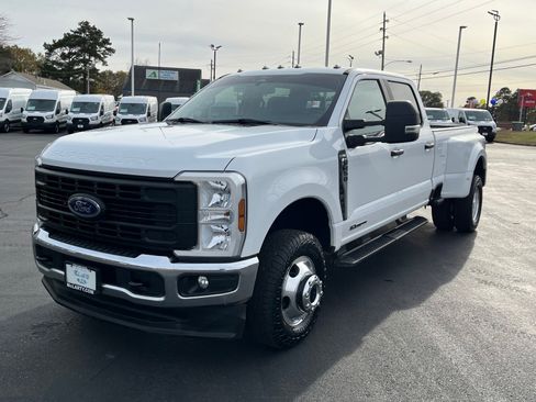 Used 2024 Ford F350 XL w/ FX4 Off-Road Package image 9
