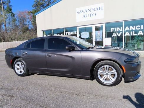 Used 2021 Dodge Charger SXT w/ Leather Interior Group image 8