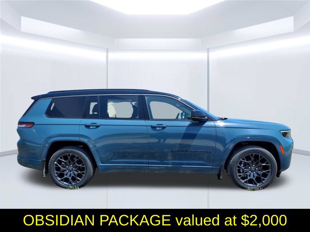 New 2026 Jeep Grand Cherokee L Summit w/ Obsidian Package AWD/4WD image 2