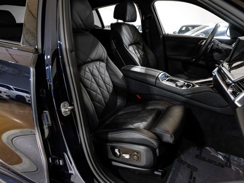Used 2025 BMW X6 xDrive40i image 40