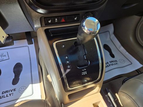 Used 2012 Jeep Patriot Limited w/ Sun/Sound Group AWD/4WD image 15