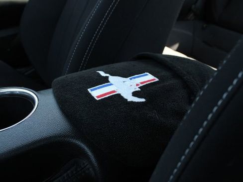 Used 2020 Ford Mustang Coupe image 18