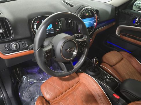 Used 2023 MINI Cooper Countryman S w/ Signature Upholstery Package image 16