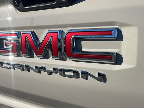 New 2026 GMC Canyon AT4 w/ Technology Plus Package image 27