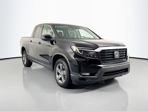 Certified 2023 Honda Ridgeline RTL image 3