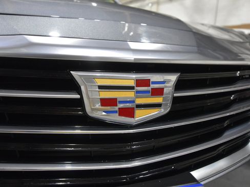 Used 2018 Cadillac CT6 3.6 AWD image 3