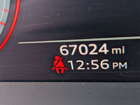 Used 2019 Audi Q8 Prestige w/ Cold Weather Package image 23