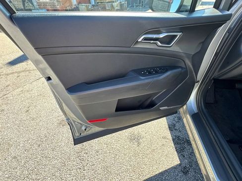 New 2026 Kia Sportage LX FWD image 10
