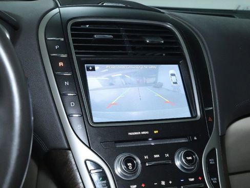 Used 2016 Lincoln MKX Reserve w/ Climate Package image 31