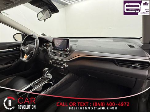 Used 2023 Nissan Altima 2.5 SR FWD image 31