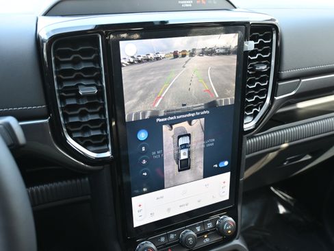 New 2026 Ford Ranger Lariat w/ FX4 Off-Road Package image 22