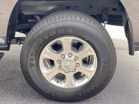 Used 2025 RAM 2500 Big Horn AWD/4WD image 17