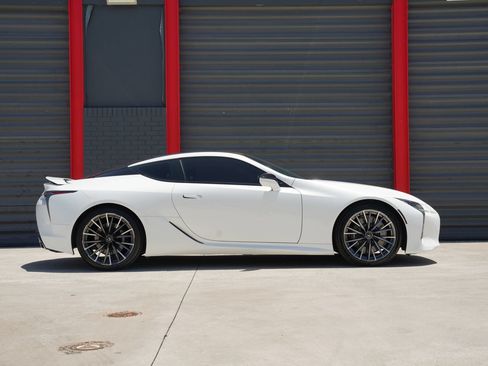 Used 2024 Lexus LC 500 Coupe w/ Dynamic Handling Package RWD image 12