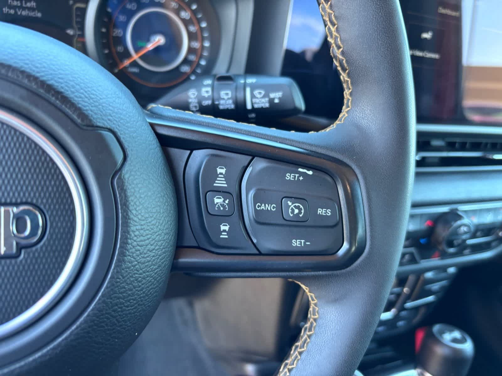 Used 2024 Jeep Wrangler Unlimited Sport AWD/4WD image 26