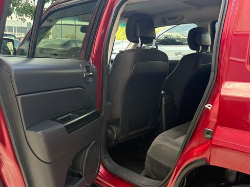 Used 2017 Jeep Patriot Sport w/ Power Value Group AWD/4WD image 27