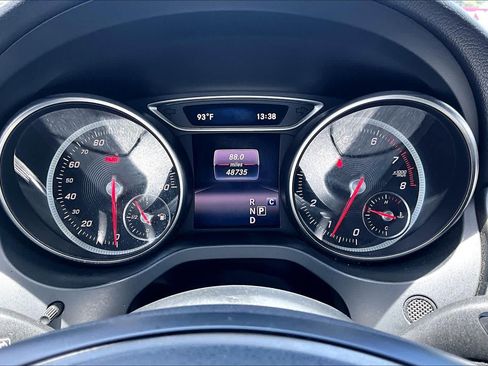 Used 2019 Mercedes-Benz CLA 250 image 26